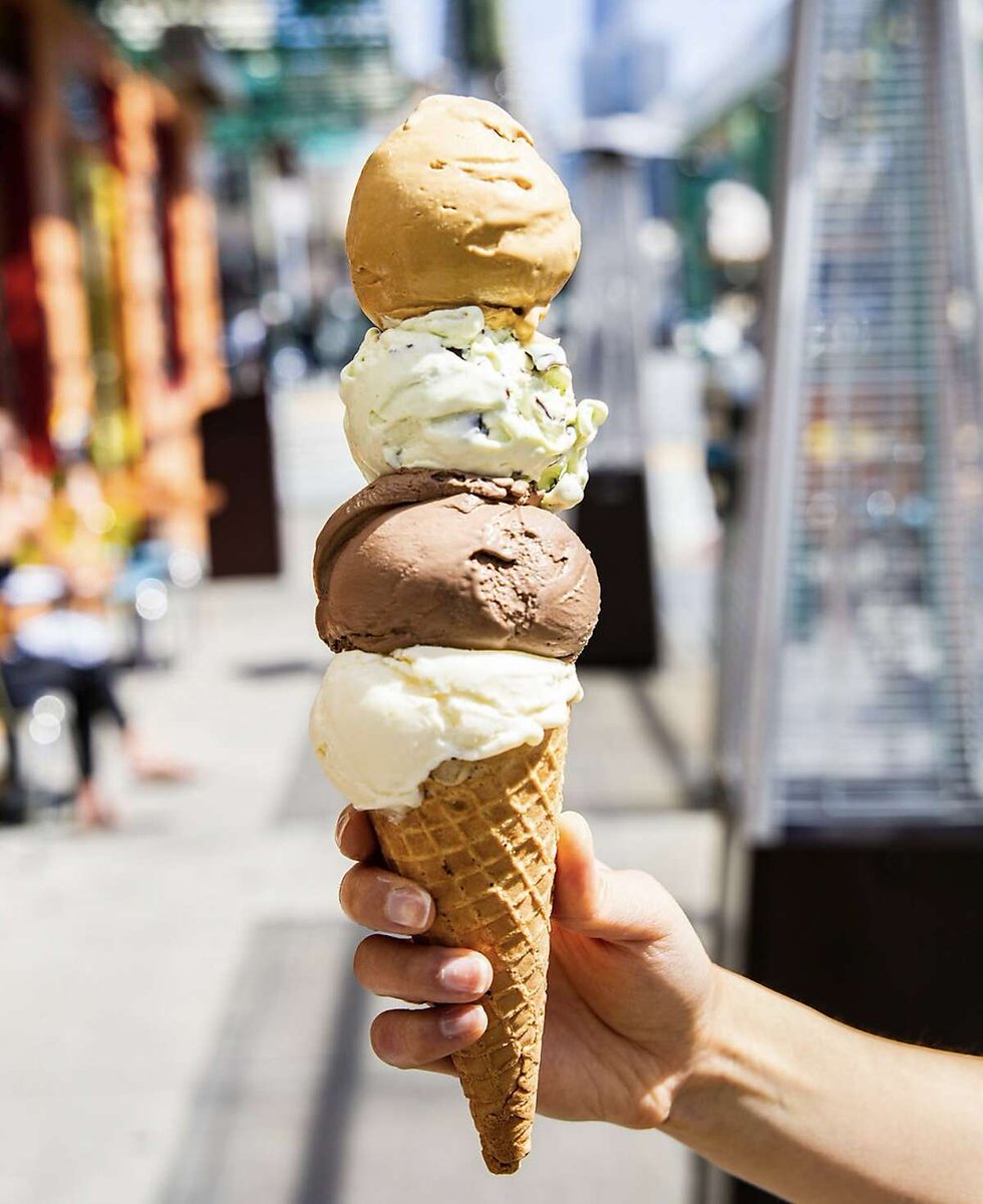 sfchronicle's tweet photo. 🍦🍦🍦

These 10 shops have the best ice cream in the S.F. Bay Area: https://t.co/n0i9zi2vNZ https://t.co/UmuwndtBdw