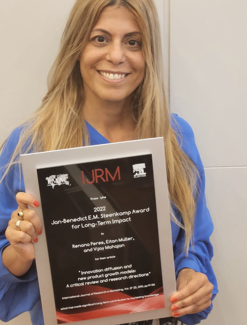 Congratulations to our very own Professor Renana Peres @peresren on winning the Steenkamp Long Term Impact Award, AND for being granted the title of Vice President of the European Academy for Marketing Research!  

Read the article here: sciencedirect.com/science/articl…

#award #research