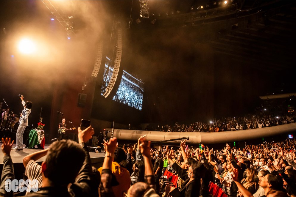 ocesa_total's tweet photo. Así se vivió el primer concierto de @iamlp en el @AuditorioMx. ¡Recuerda que para la fecha de hoy aún hay boletos!

📸:Lulú Urdapilleta https://t.co/Wc9HwzzBd6