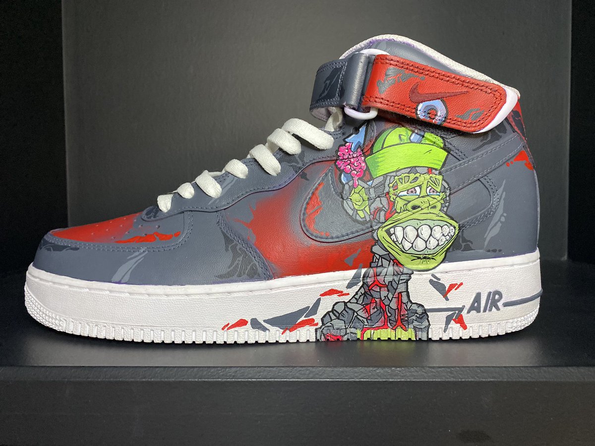 Sonz1_'s tweet photo. These are some fresh Kicks @Cherryd_1 & I created for a cool @BoredApeYC owner.
Thanks @17ikoola
#BAYC #MAYC #Nike #AF1 #Freshkicks #Sonz1 #Cherryd https://t.co/7uCvwieRPD