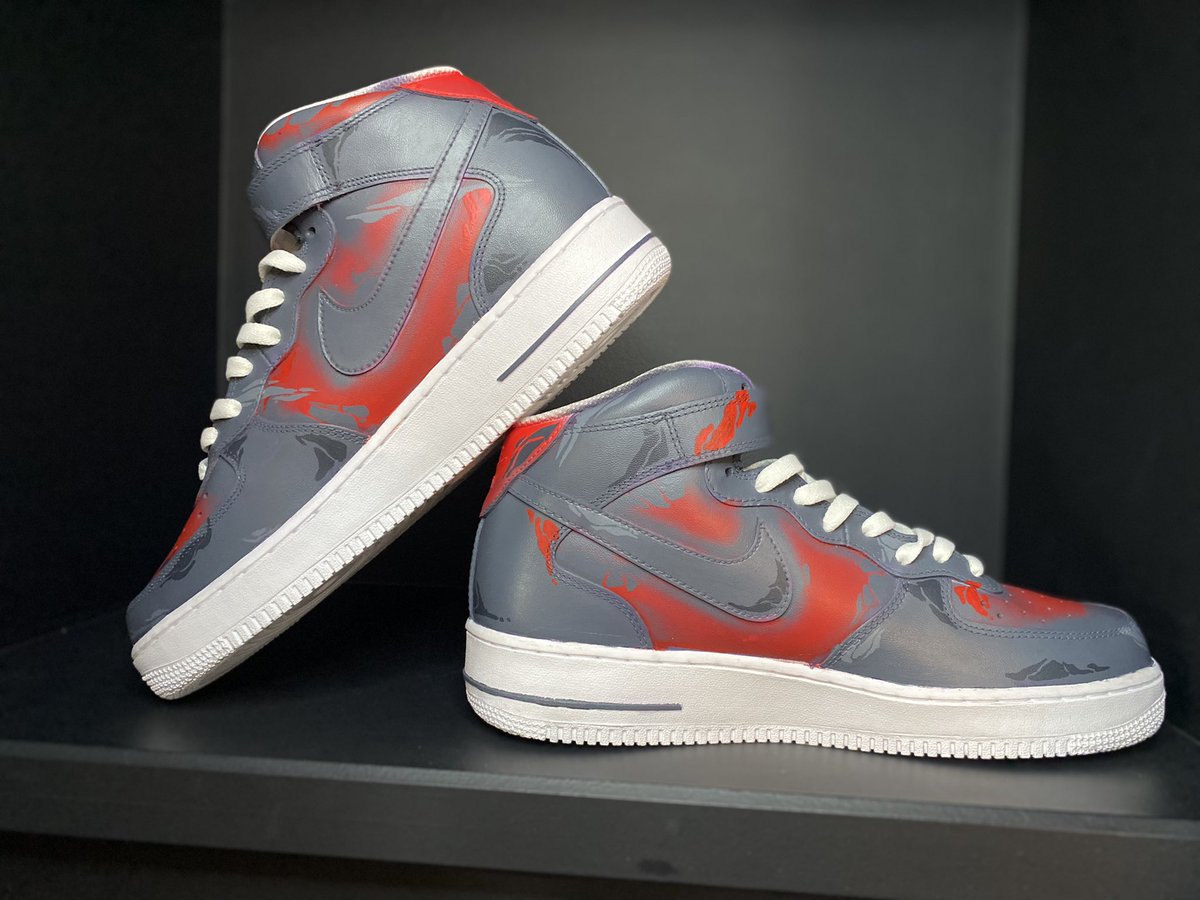 Sonz1_'s tweet photo. These are some fresh Kicks @Cherryd_1 & I created for a cool @BoredApeYC owner.
Thanks @17ikoola
#BAYC #MAYC #Nike #AF1 #Freshkicks #Sonz1 #Cherryd https://t.co/7uCvwieRPD
