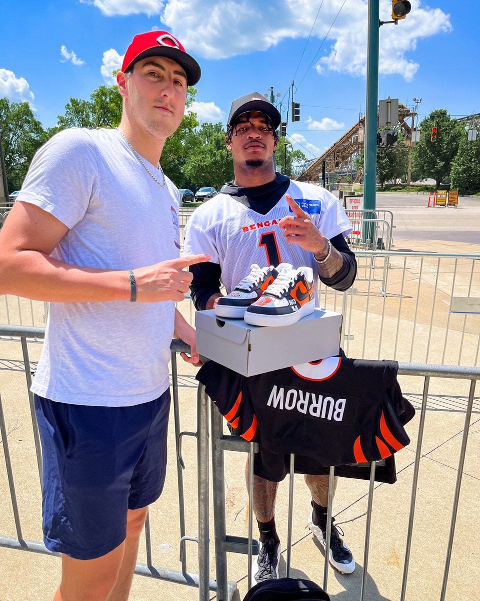 Devin Young tweet media