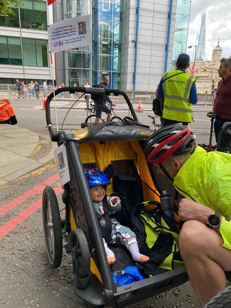planetprancer's tweet photo. Proud to say I managed to complete #ridelondon 100 on Sunday with full 45kg baby chariot + touring bike + all provisions set up. Tough up those hills! Met my daughter Anaaya to ride the finish together. Thanks to all sponsors, we raised £4k+ for @DSiupdate https://t.co/s17MQC7l9y