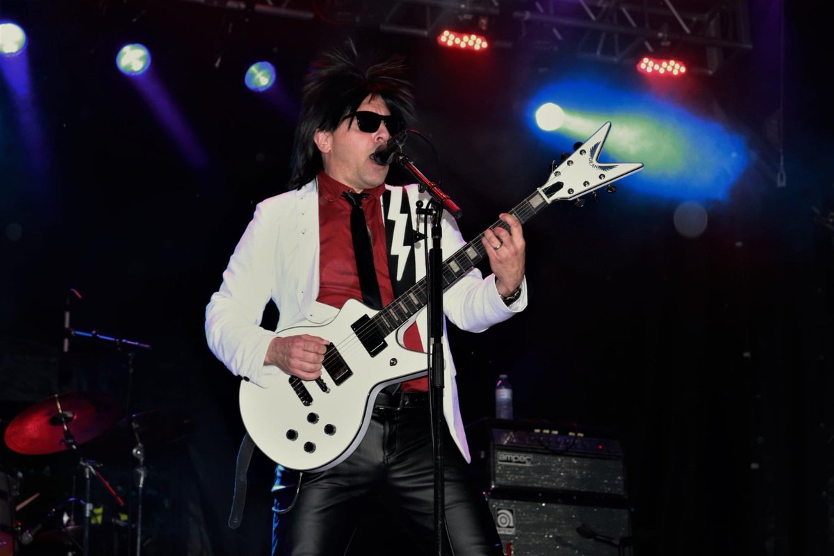 Some pics from our show at Gage Park in Brampton !