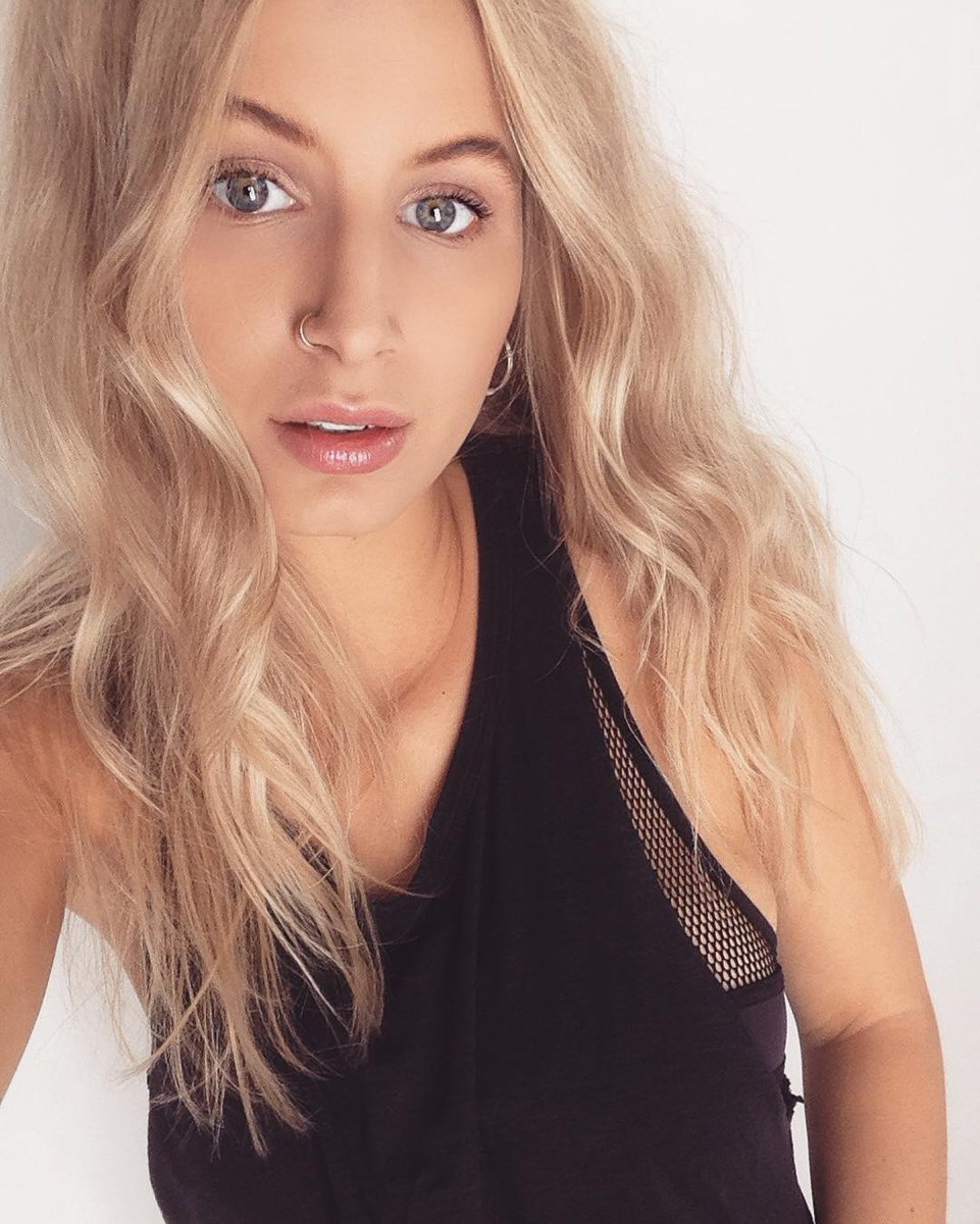 Heidiweber00's tweet photo. Whatever is worth doing is worth doing well. https://t.co/aWLlDo80j4