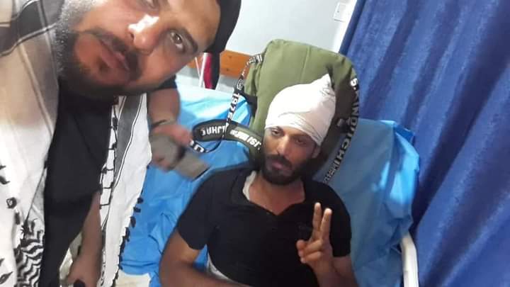 hussenslman06's tweet photo. ما أشرقت في الكون أي حضارة إلّا وكانت من ضياء المعلم
وها هو المعلم في بلدي يهان ع ابسط حقوقه، فسلاماً سلاماً ياعراق. 

 حقنا -ناخذه-بذراعنا https://t.co/Zv7b193Wqz