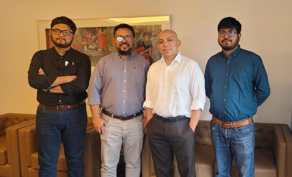 altamisnabil's tweet photo. Had a great meeting at Startup Bangladesh Limited.
2022 bdapps National Hackathon is loading. 💥
#bdapps #NationalAppstore #Hackathon #DigitalBangladesh #StartupBangladesh #Partnership https://t.co/p7qfmcENBJ