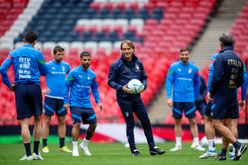 Azzurri_En's tweet photo. Adding the finishing touches at Wembley 👌

#ITAARG #Finalissima #Azzurri #VivoAzzurro https://t.co/LF2nHwwJLe