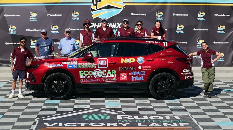 VTEngineering's tweet photo. Congratulations to @vtHEVT on a successful competition performance! 👏🚘 They placed 4th out of 11 teams in the #EcoCARMobilityChallenge. https://t.co/zf5CWEwcvK