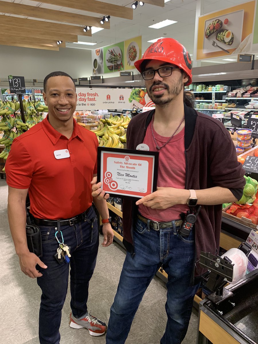 SALATHAM's tweet photo. Recognition to our May Safety Hero, our Food and Bev TM, Nico! Thank you for your focus on safety best practices, food safety and backroom safety. We appreciate all you do here at T-1008! https://t.co/xXstfVoKhq