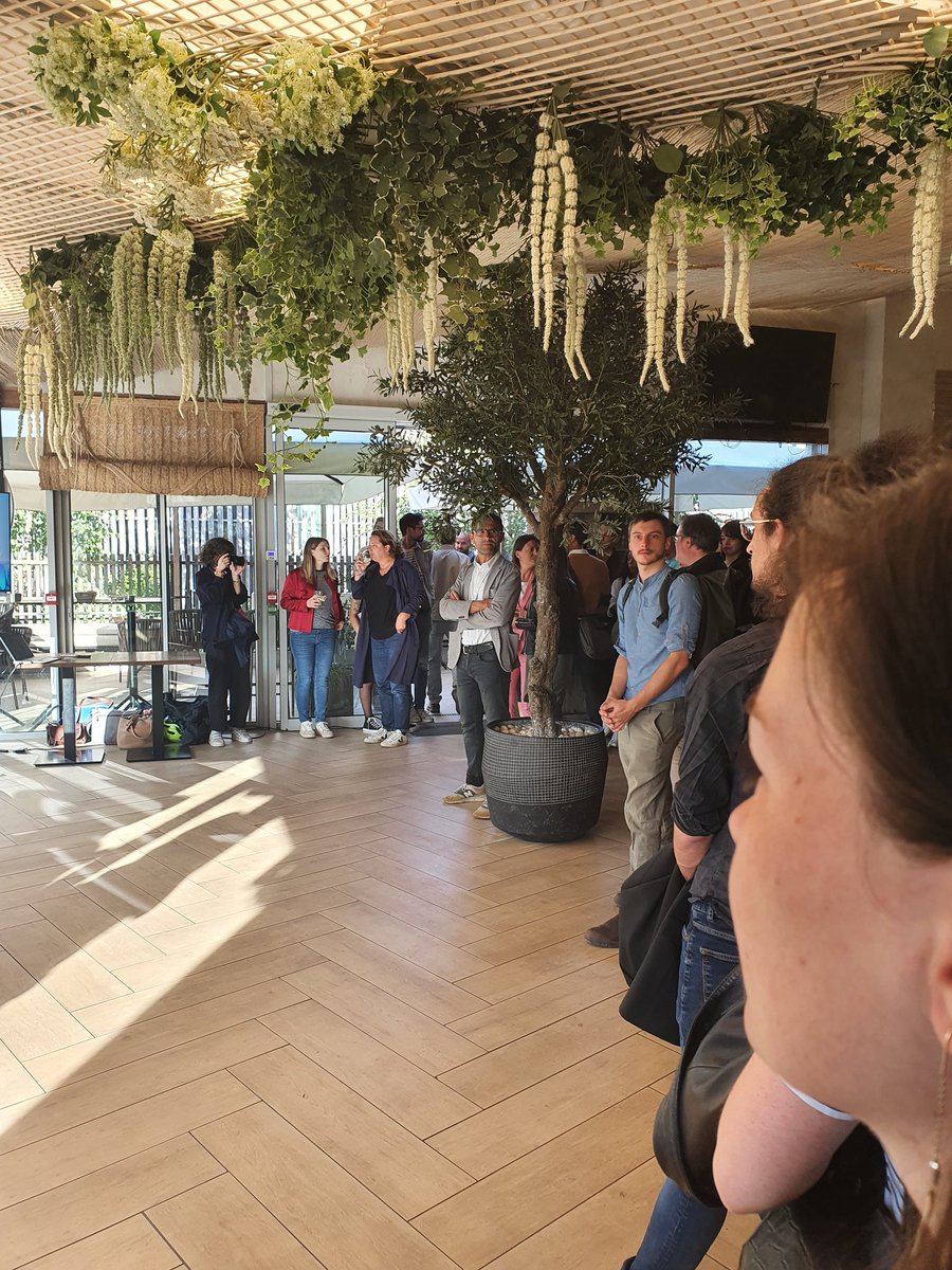 Ce soir après 2 ans sans, lancement du #web2day 2022.
On est tous très motivés pour montrer le numérique dans nos entreprises et être acteur de cet événement. 
Venez visiter le stand #LaPoste
Des demain pour découvrir des innovations et nos transformations.