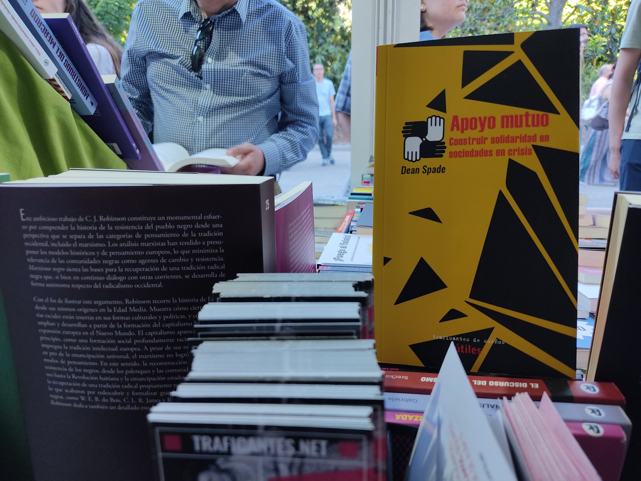 Traficantes Ed on Twitter "Nuestra novedad de Dean Spade, "Apoyo mutuo