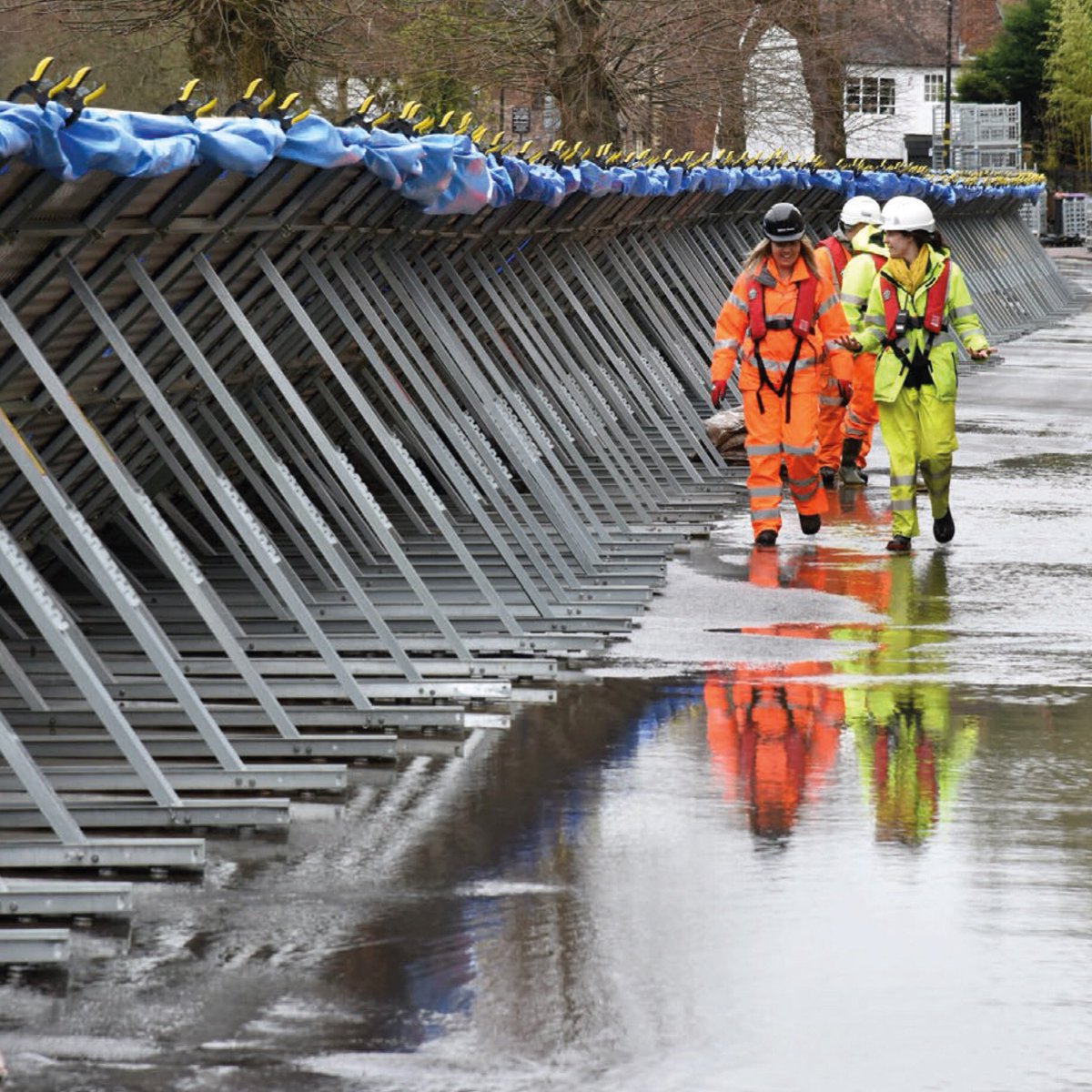 GeoBarriers's tweet photo. May 31 is national #DamSafety awareness day and a good day to look over your #floodprotection plan and safety routines when monitoring your #TemporaryDam.

#damsafetyday #damsafetyawarenessday #nationaldamsafetyawarenessday #nationaldamsafety #floodrisk #floodbarriers https://t.co/U7v48gsshv