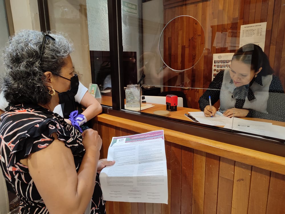 8mZacatecas's tweet photo. Queremos felicitar a nuestra compañera Irma Serrano Esparza, por su postulación a la presidencia  de la Comisión de Derechos Humanos del Estado de Zacatecas (CDHEZ). 

Estamos convencidas de que eres la persona idónea para encabezar dicha institución.¡Felicidades! 
💜💜💜💜💚💚💚 https://t.co/IUQPcdp7Fo
