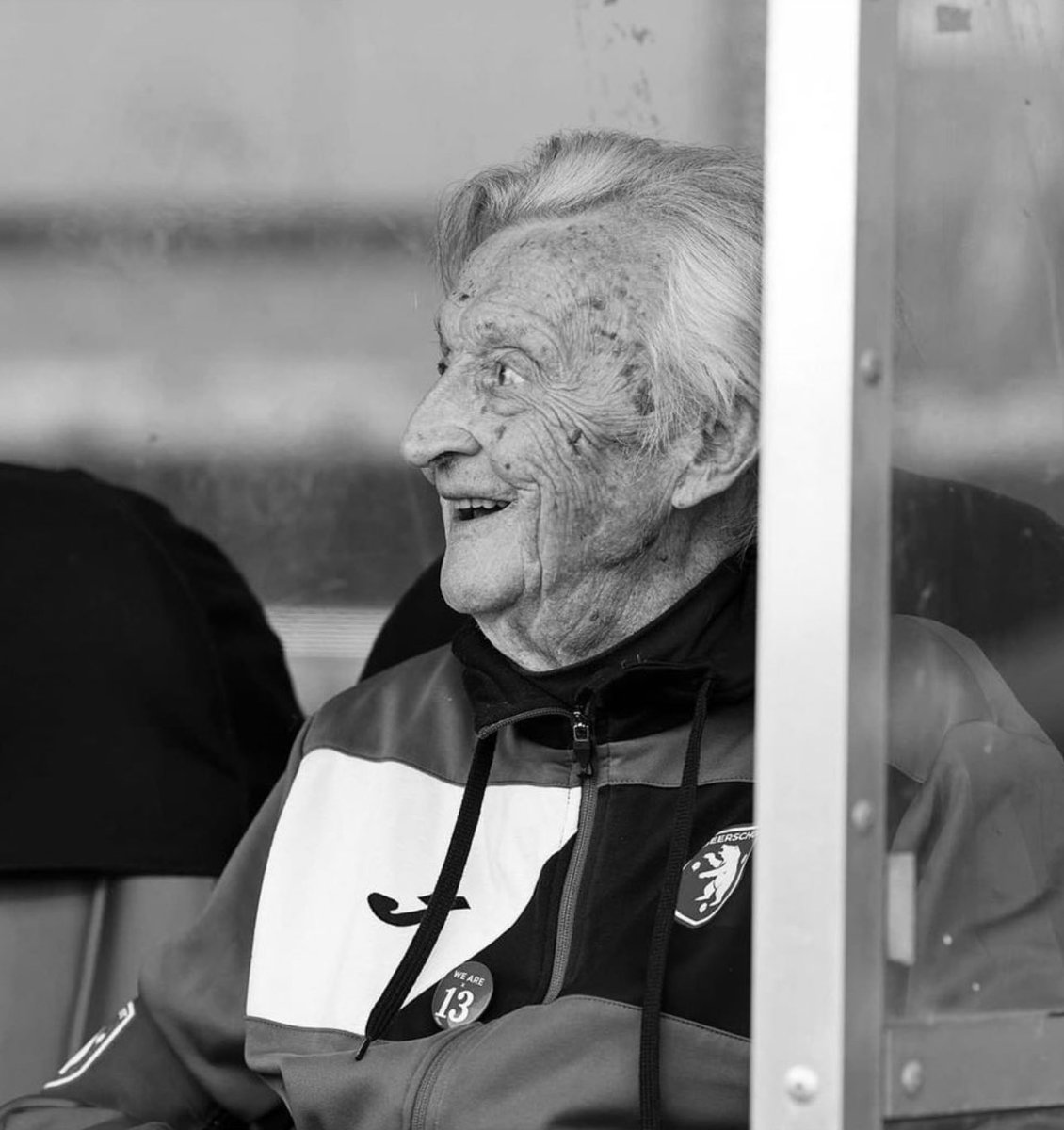 Wat een ongelooflijk mooie mens was jij Joske!!! Er zijn echt geen woorden groot genoeg om jou te omschrijven!!  #diekaasenibinnenstenbowateindewasastenblief ♥️❤️♥️