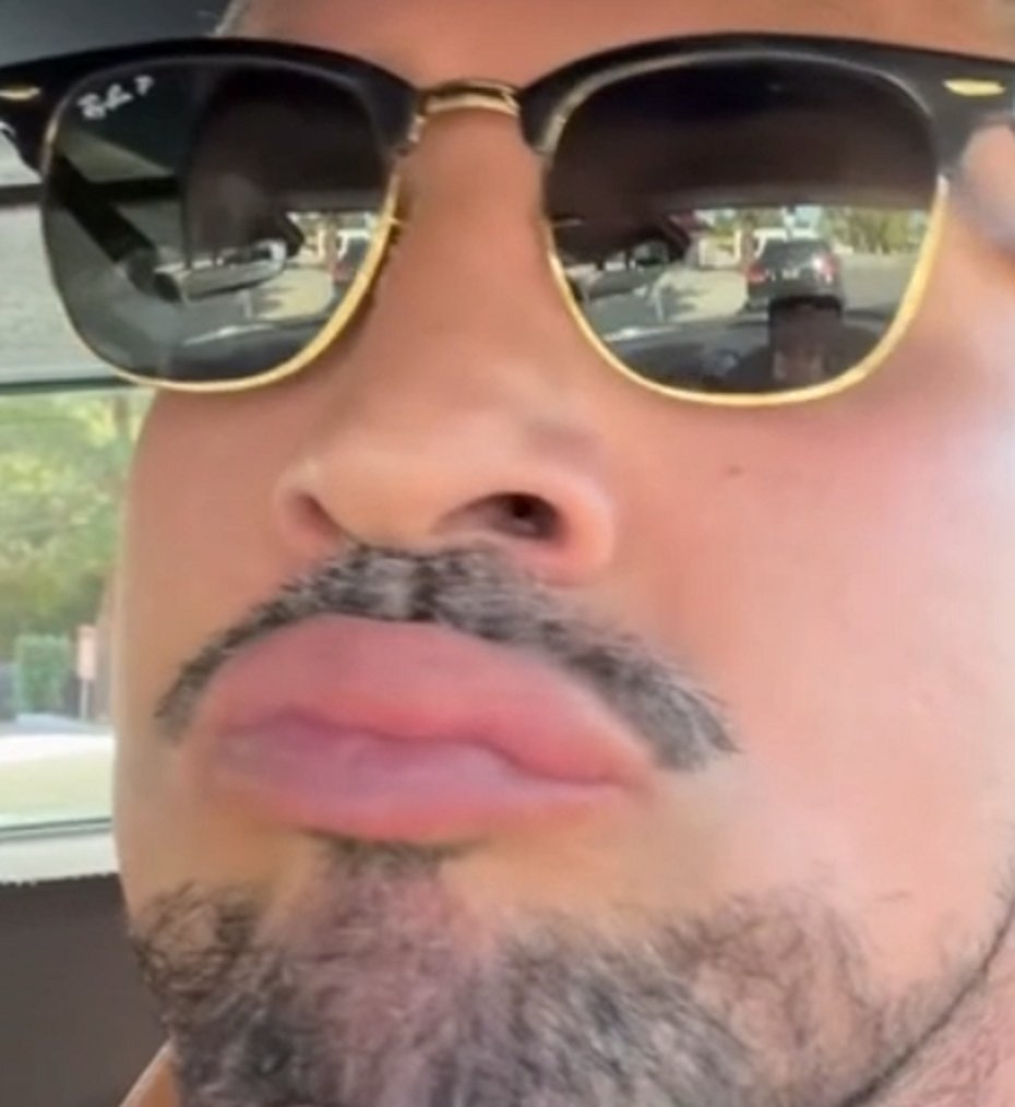 BotoxLipzz's tweet photo. @BrendanSchaub how to lose all credibility as a Bourbon connoisseur in a hot second https://t.co/FFzFrHwyvS