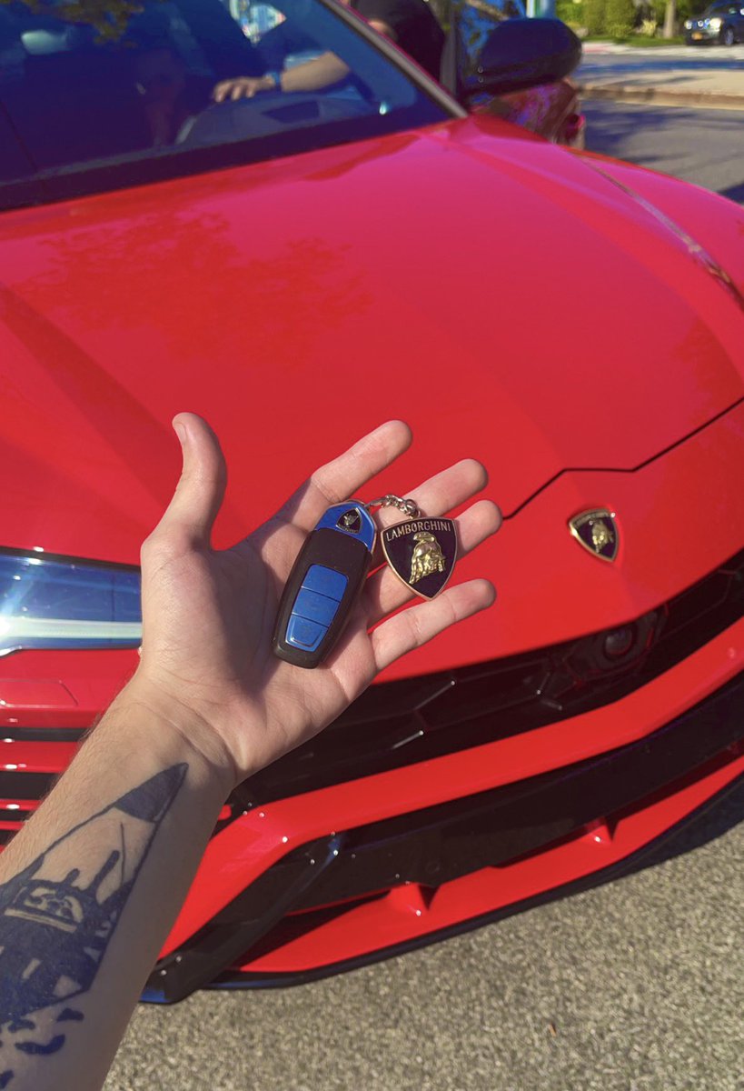 swaywtw's tweet photo. copped my first whip, too much? https://t.co/TtGC0zzHAL