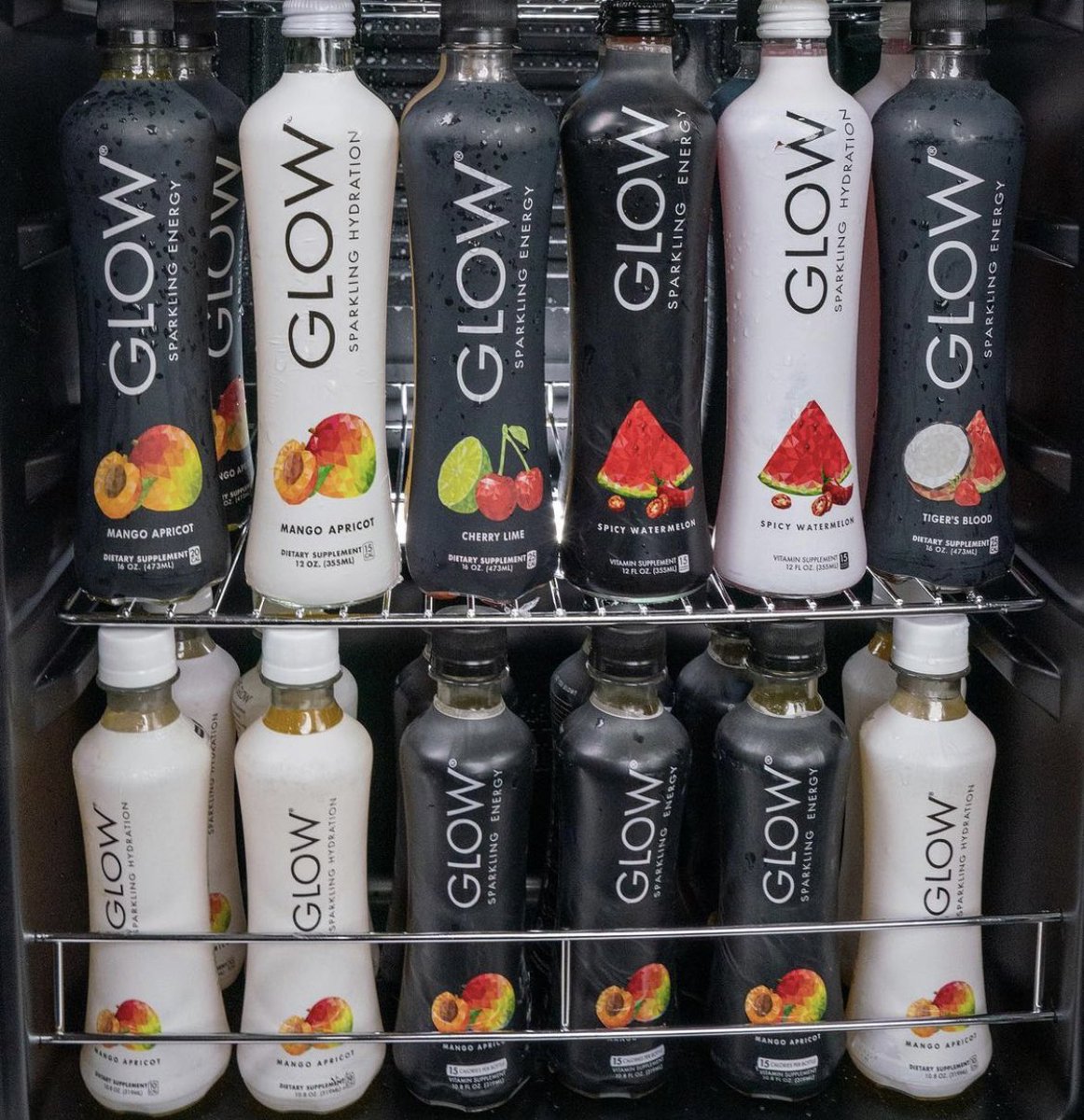 thefancygrocery's tweet photo. May dump

Brand: Glow Sparkling Energy + Wellness Hydration Variety Pack (15bottles) ₦22,000 #Drinkglow https://t.co/6O6yTzIy7J