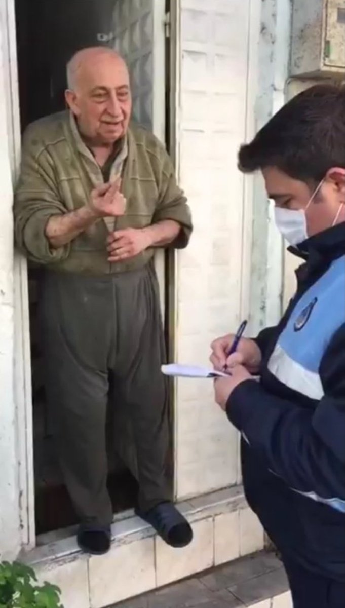 Melike67676767's tweet photo. Bir açıklama yapar mısınız? Kılavuzlu veyahut da kılavuzsuz farketmiyor . @VahitKirisci https://t.co/RTcJgDEgjG