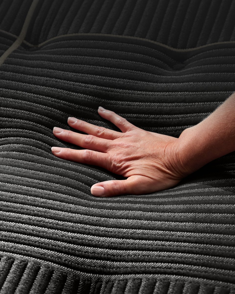 Who said that a supportive mattress couldn't be luxurious? Our Black mattress collection features a modern design for a first-class sleep experience that will leave you feeling invigorated. 

Shop now: bit.ly/2AKNyQN