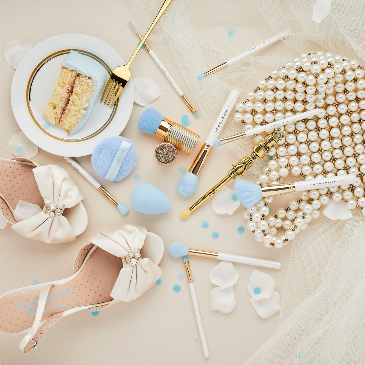 Spectrum Collections tweet media