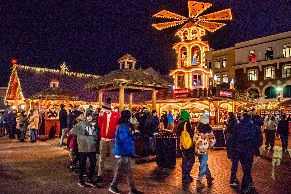 CarmelChristkin's tweet photo. We are booking private rentals already for our 2022 season! We’d love to make your next holiday party extra magical. Rental includes ice skating, the Glühwein Pyramid and more. To learn more, email sponsorships@carmelchristkindlmarkt.com.  #VisitHC #MarketMagic #Christkindlmarkt https://t.co/YUEg8XOBCR