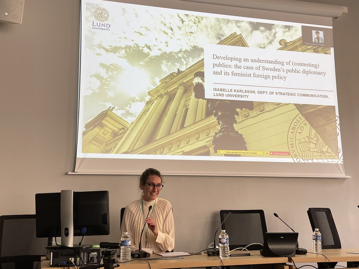 TaniaGomeZapata's tweet photo. Today early scholars presented their work in front of top academics in PD in Paris at the @ICA_PD post-conference Disruption in #PublicDiplomacy: Emerging Research &amp; Changing Practices #ica22. Big applause to them 👏🏼 ⭐️. I was in the same place 4 years ago at #ica2018 in Prague. https://t.co/xrw0CbQgZG