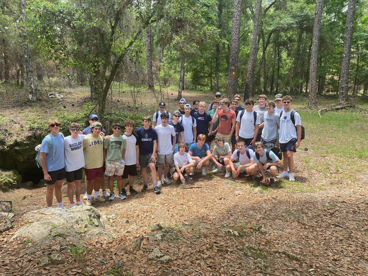 prep_mchugh's tweet photo. Florida Ecology hit the ground running with a 5 mi hike to Dames Cave #SAThirdSemester https://t.co/DAdDhmYkc6
