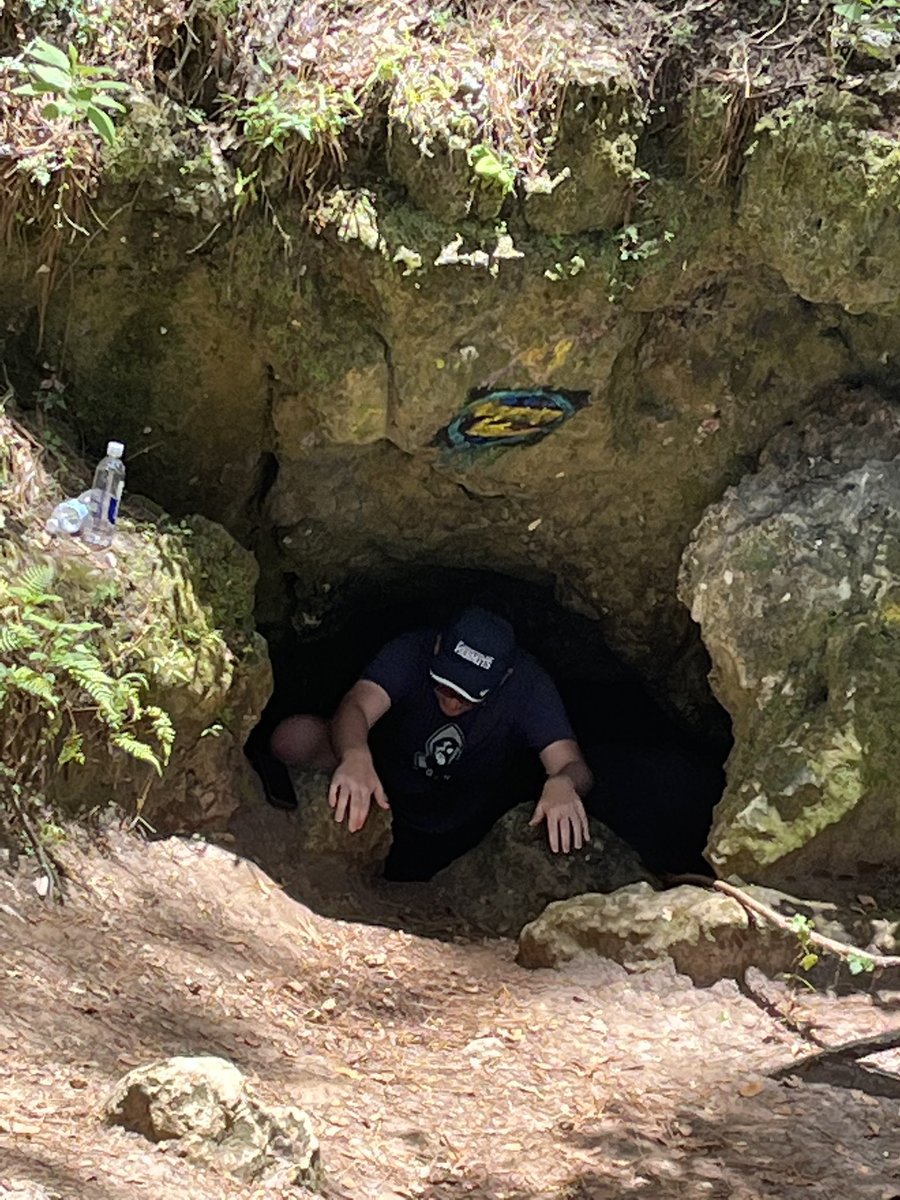 prep_mchugh's tweet photo. Florida Ecology hit the ground running with a 5 mi hike to Dames Cave #SAThirdSemester https://t.co/DAdDhmYkc6