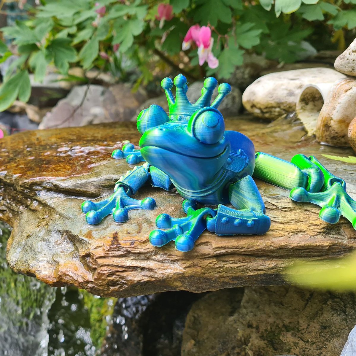 3djake_official's tweet photo. If you guys haven't noticed already, we have two new colours in our magicPLA range - Parrot and Watermelon!
Props to Fuelish3D over on TikTok for printing this awesome Frog in our Parrot magicPLA.
Also, we're on TikTok too: 3djake_official
#3djake #tiktok #magicpla https://t.co/VEop7BLlef