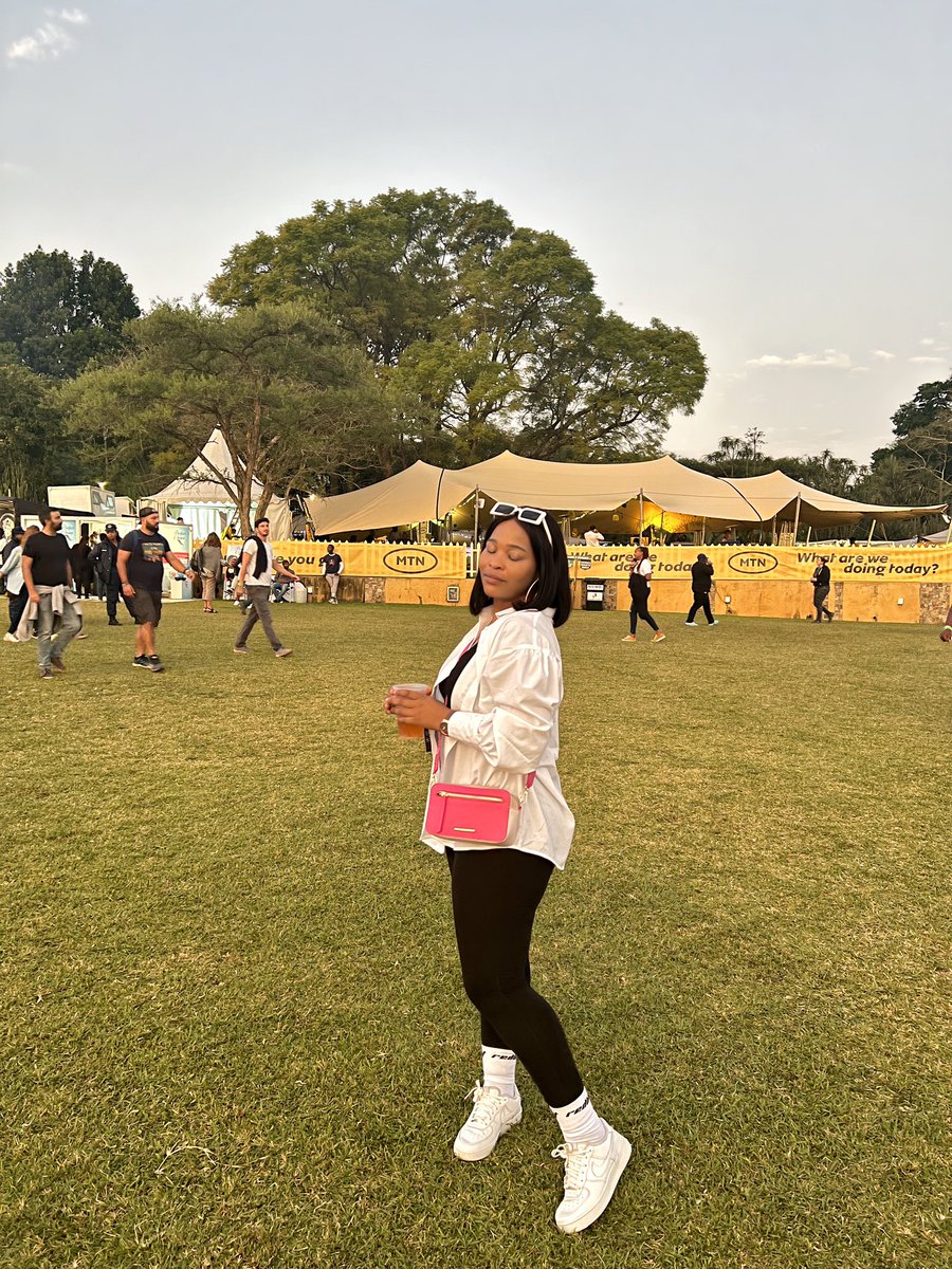 phetszabe's tweet photo. Weekend photo dump #bushfire2022 https://t.co/l8BYqyhJrL