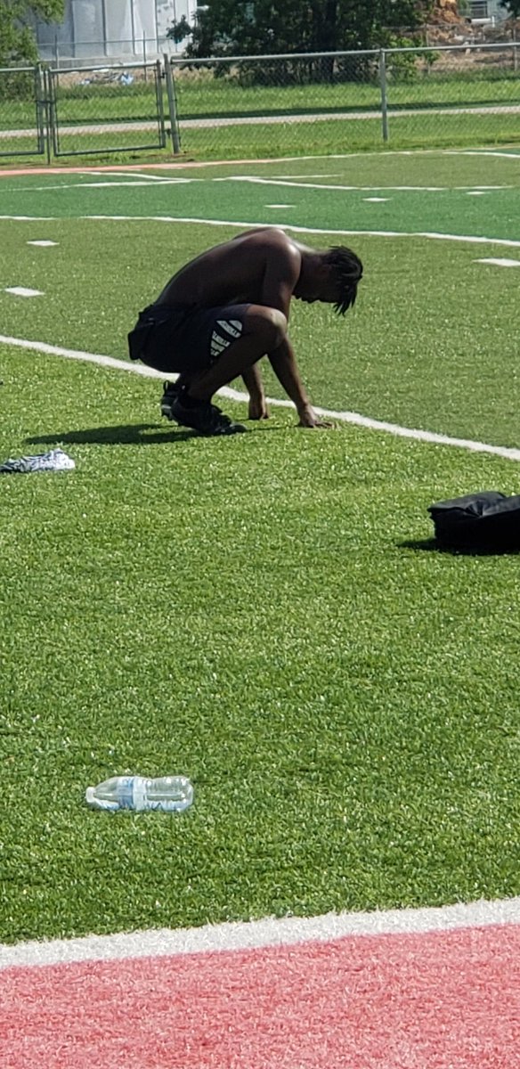 Sometimes it's just You, Your Goals and 1 more Rep!! <a href="/HardrockerFB/">South Dakota Mines Football</a>