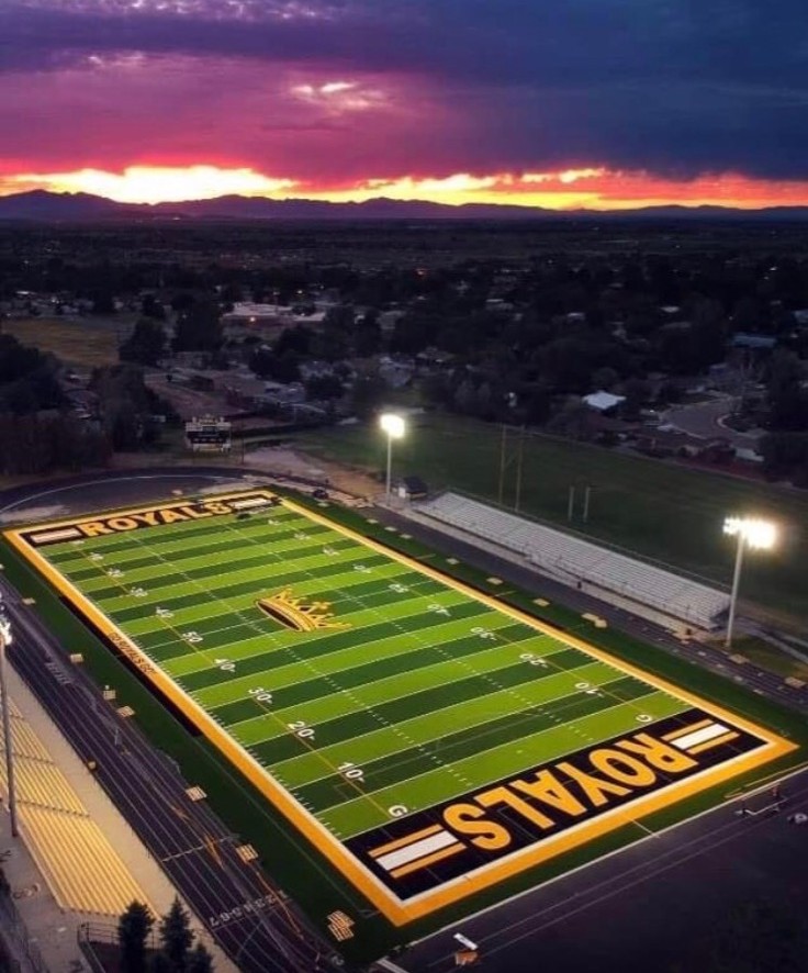 AstroTurfUSA's tweet image. Celebrating National Utah Day with a few of our favorite installations at Roy, Bonneville, Fremont and Weber high schools.

#AstroTurf #OnOurTurf #football #NationalUtahDay 
@RoyHighFootball @FootballBVille @THEfremonthigh @weberathletics