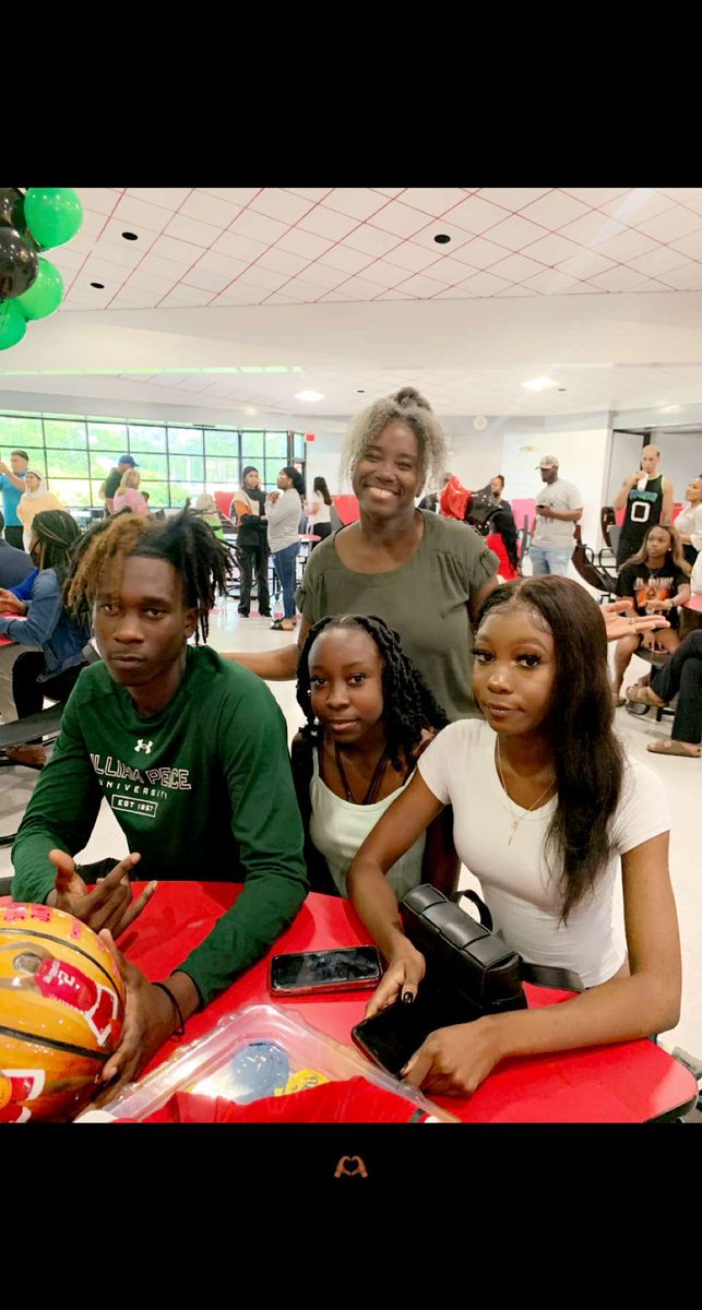 <a href="/gopeacembb/">William Peace Men's Basketball</a> 💚signed