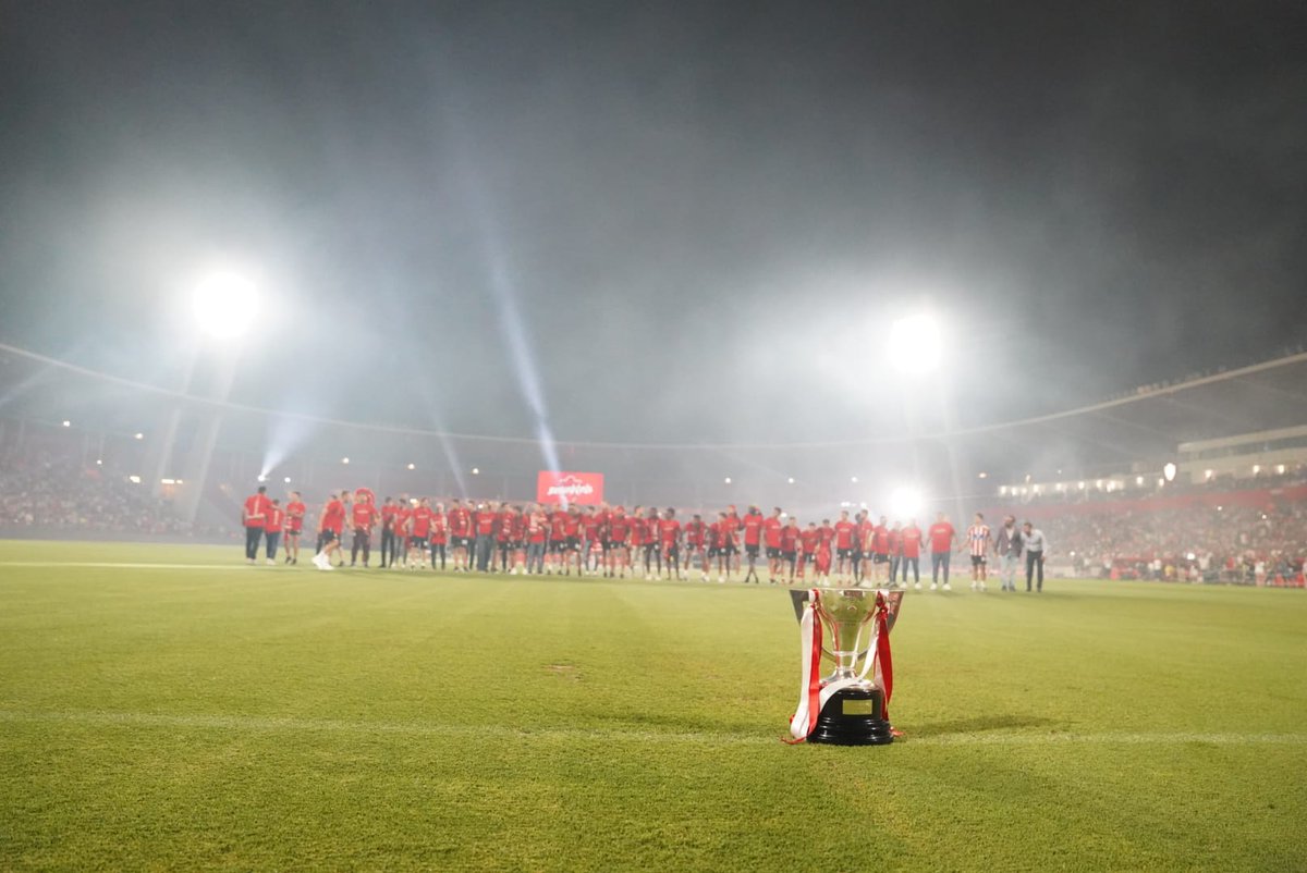 GRACIAS POR ESTA NOCHE MÁGICA ✨

#EstoEsSoloElPrincipio