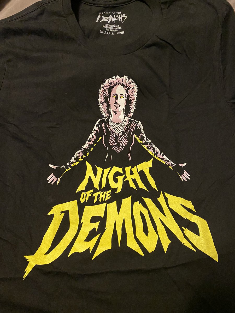 theanticritic's tweet photo. Thanks @gutterGarbs for this sweet shirt of Queen Angela Franklin #NightOfTheDemons #StigmataMartyr https://t.co/cLLxWCSxHf