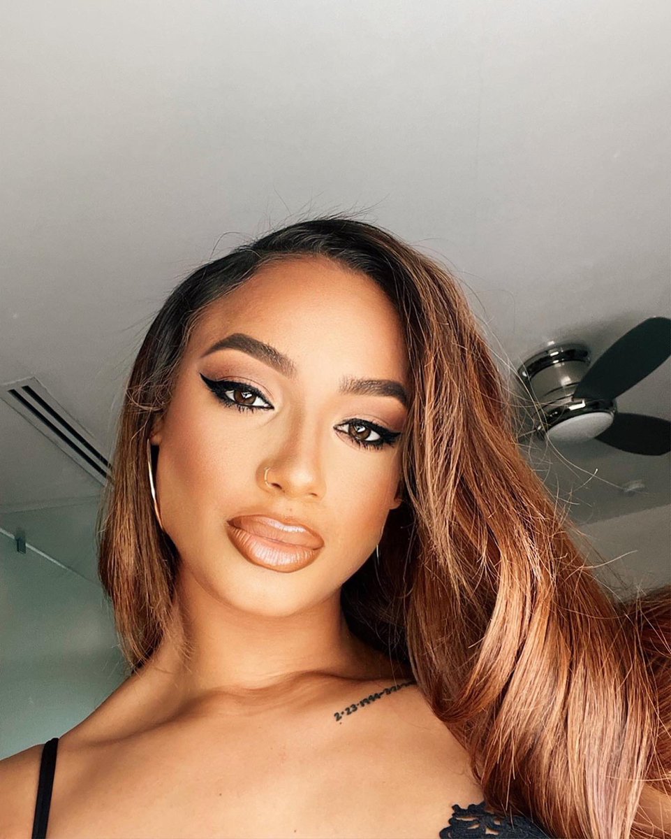 DaniLeigh's tweet photo. minding my business, focusing on me🤍✌🏽 https://t.co/LQgD5qWwpw