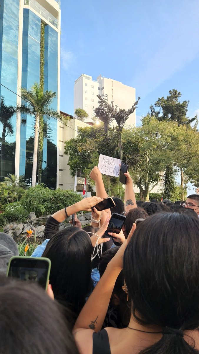 jiminie_1330's tweet photo. #LouisTomlinsonenLima https://t.co/VlueArQqul