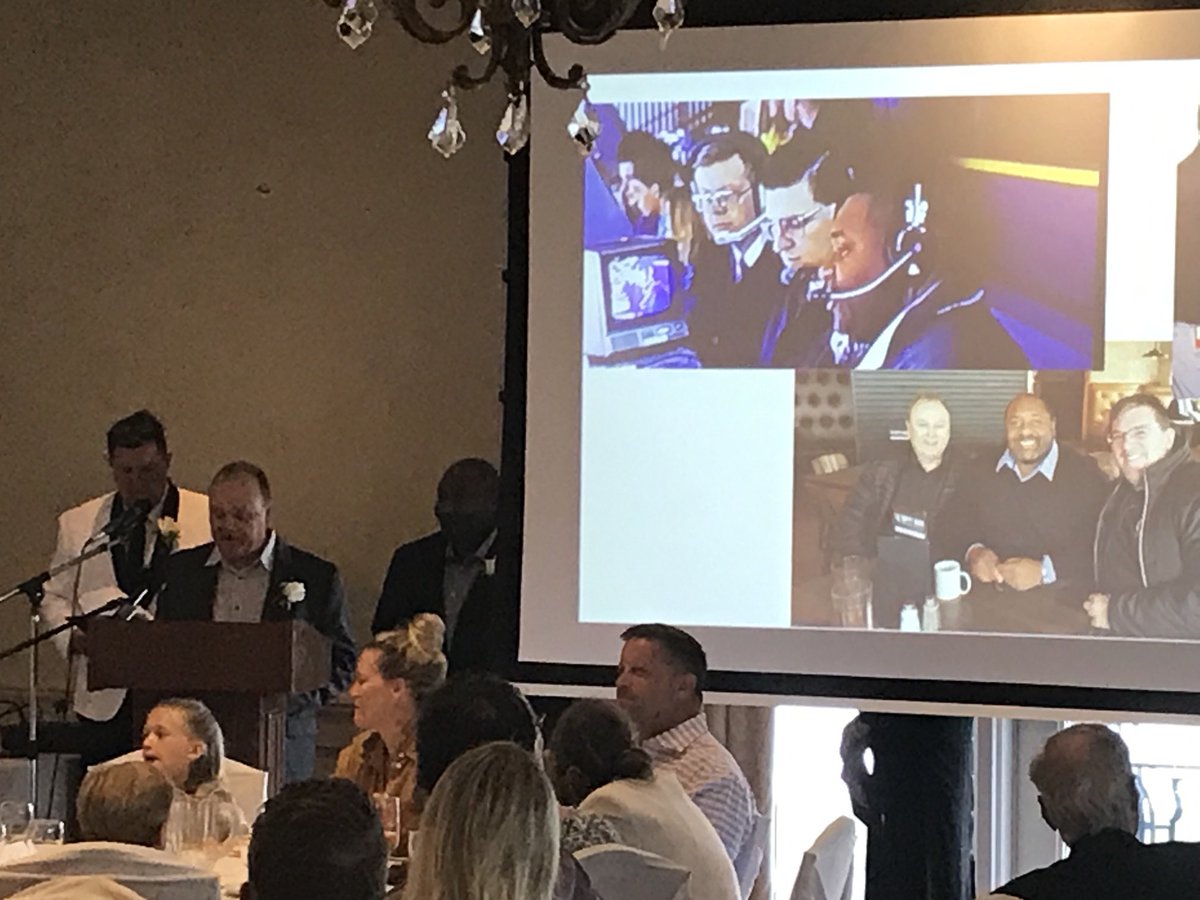 Huge congrats to Bubba O’Neill on co-winning the Don Green Award of Distinction given by the Burlington Sports Hall of Fame tonight! ⁦<a href="/BubbaCHCH/">Clint 'Bubba' O'Neil</a>⁩ ⁦<a href="/CHCHNews/">CHCH News</a>⁩ #SimplyTheBest