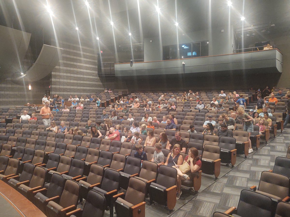 Forest Hills Eastern Middle School tweet media