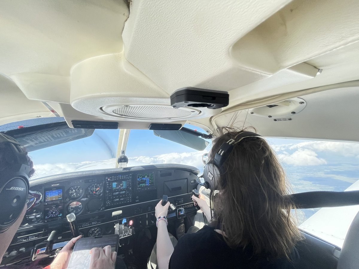 NotCodyM's tweet photo. went flying in a friends plane https://t.co/GmAQnweij2