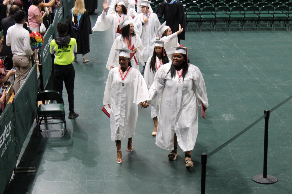Today, the class of 2022 graduated at University of Miami’s Watsco’s Center. With recognitions, speeches and performances, the seniors celebrated their final moments as Cavaliers. 

#cghs #graduation #classof2022 
📸: Cristel Cantarero