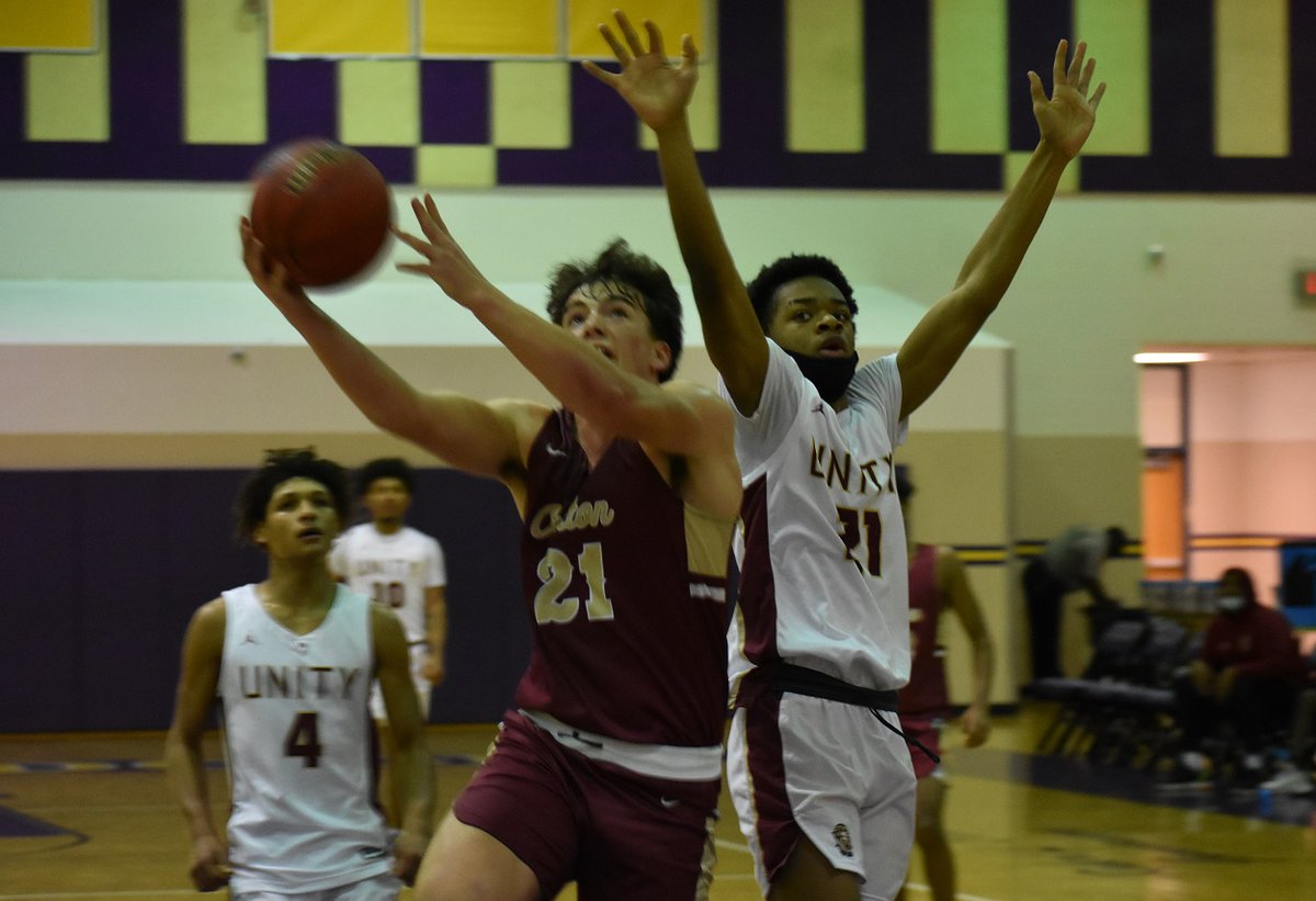 novahoopsCom's tweet photo. That Bruins Orthodontic Partners Tournament of Champions was a memorable event just because we got to see so many outstanding seniors play. Nick Toole of Oakton, Sean Scott of Unity Reed, Brayden Fetterman of Briar Woods, Quincy Via of LB...all fantastic (2, 3 sport) athletes. https://t.co/V8H5a3X33W