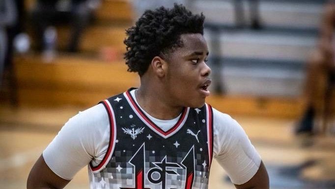 Phenom_Hoops's tweet photo. Premier Marksman in North Carolina’s Class of 2026: Jeremiah Jackson #PhenomHoops 

-  He’s shown the ability to hit shots in a multitude of ways and is more useful than just posing a lethal spot-up threat.

Read: https://t.co/VwfgDdejDd https://t.co/1WD5s3Xr8a