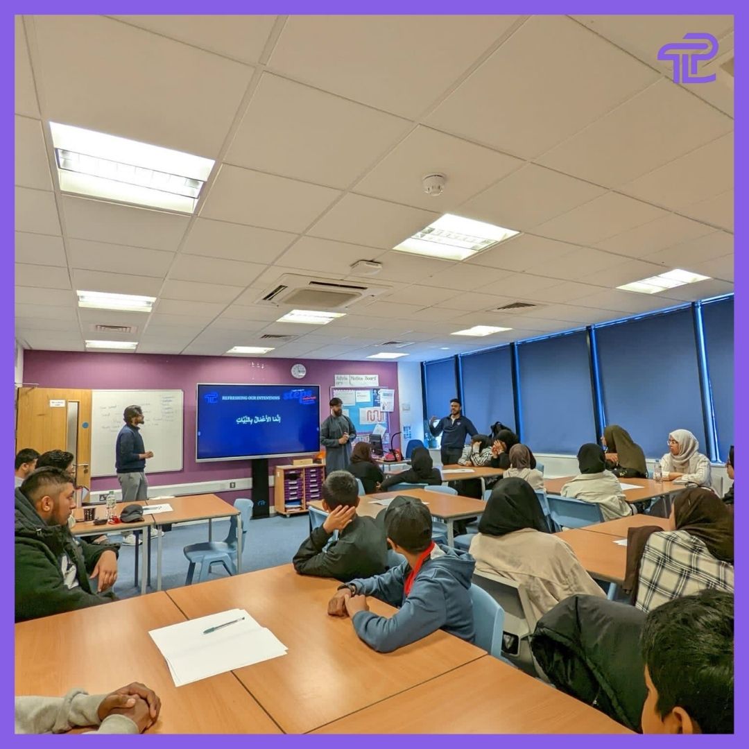 TLProjectUK's tweet photo. We visited @faithinspire16 a few days ago to deliver a workshop on the topic of excellence. Thank you for having us!
#school #education #educate #uklearning https://t.co/me7hDqulTP