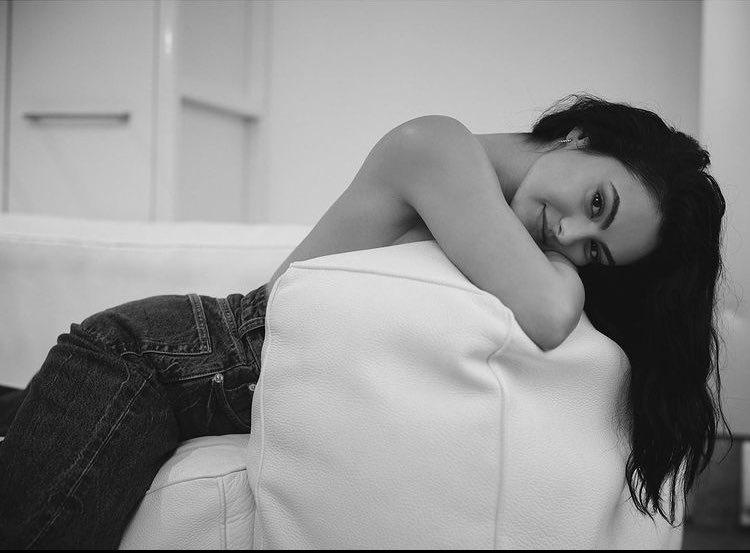 DesiredInsight's tweet image. Waiting.