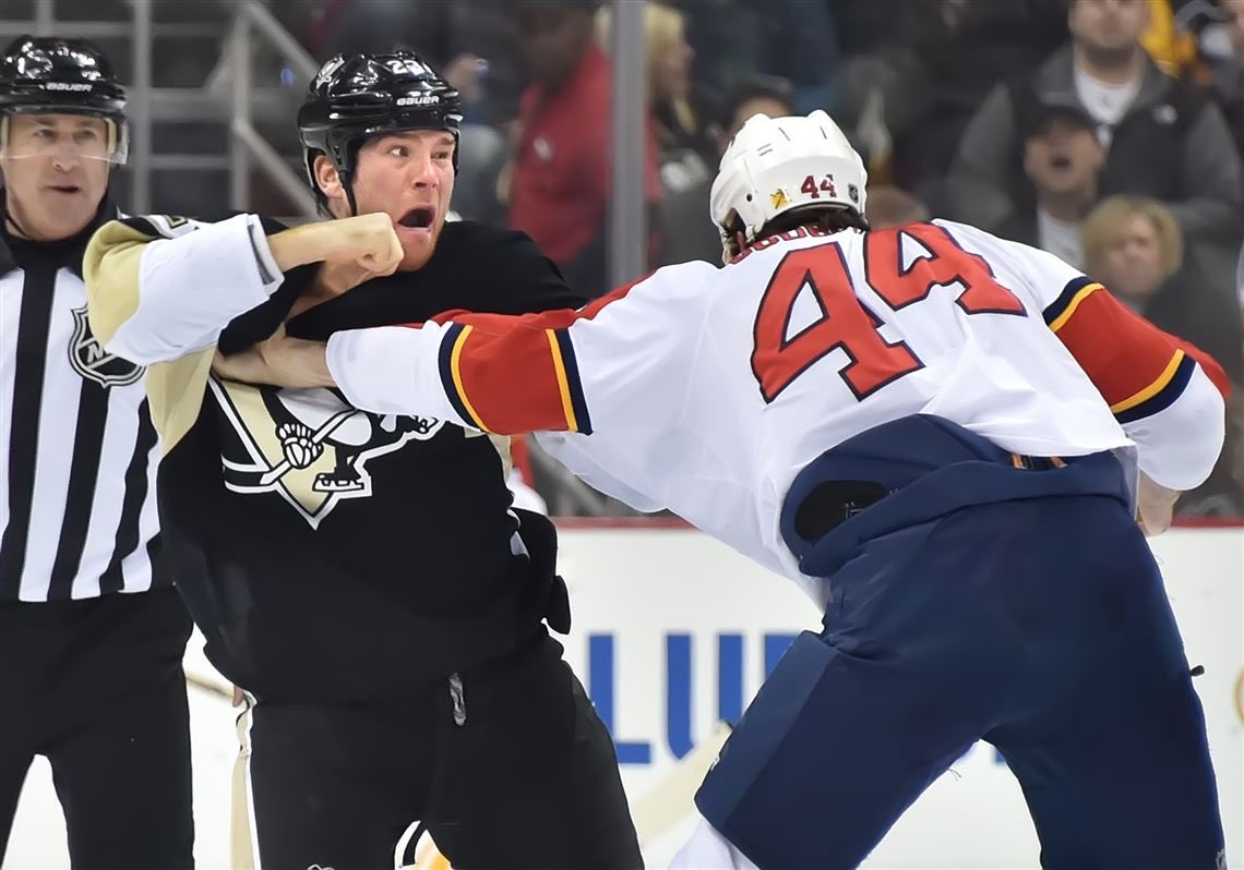 name an obscure pittsburgh penguin player from the past, i'll go first:  steve downie, image size:1140x798