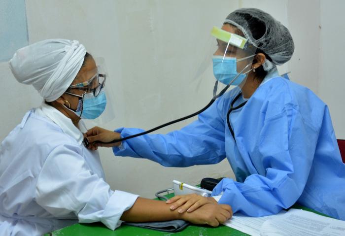 Granma_Digital's tweet photo. 📌 En consonancia con la situación epidemiológica de #Cuba, el Consejo de Ministros dictaminó el Decreto 65/2022 –publicado en la Gaceta Oficial No. 39 Extraordinaria de 30 de mayo de 2022– concerniente a Medidas salariales y laborales relacionadas con la #COVID19 https://t.co/86joDrMgfH