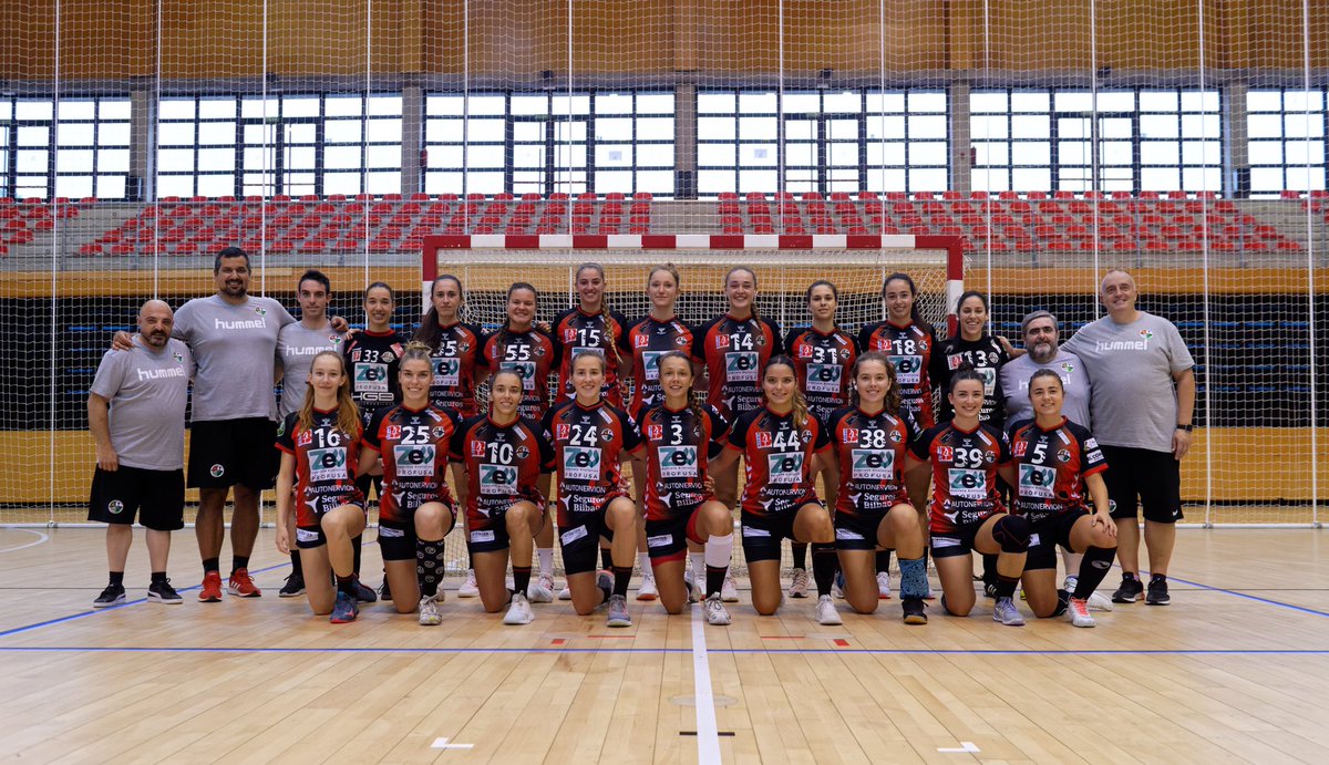 Eskerrik asko al <a href="/CbmZuazo/">Club Balonmano Zuazo</a> por estos 4 años. Ha sido una etapa muy feliz siendo parte de esta gran FAMILIA. Ahora ya me gusta un poco mas Bizkaia y el color rojo❤️