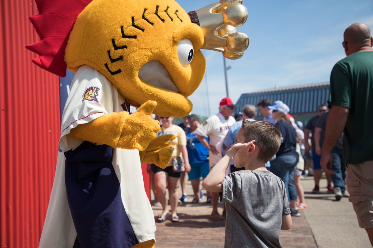 anelsonphotos's tweet photo. Congrats to @KenoshaKingfish on their Opening Day win yesterday! 📸⚾️
#kenoshakingfish #northwoodsleague https://t.co/qXHrDyDaHe